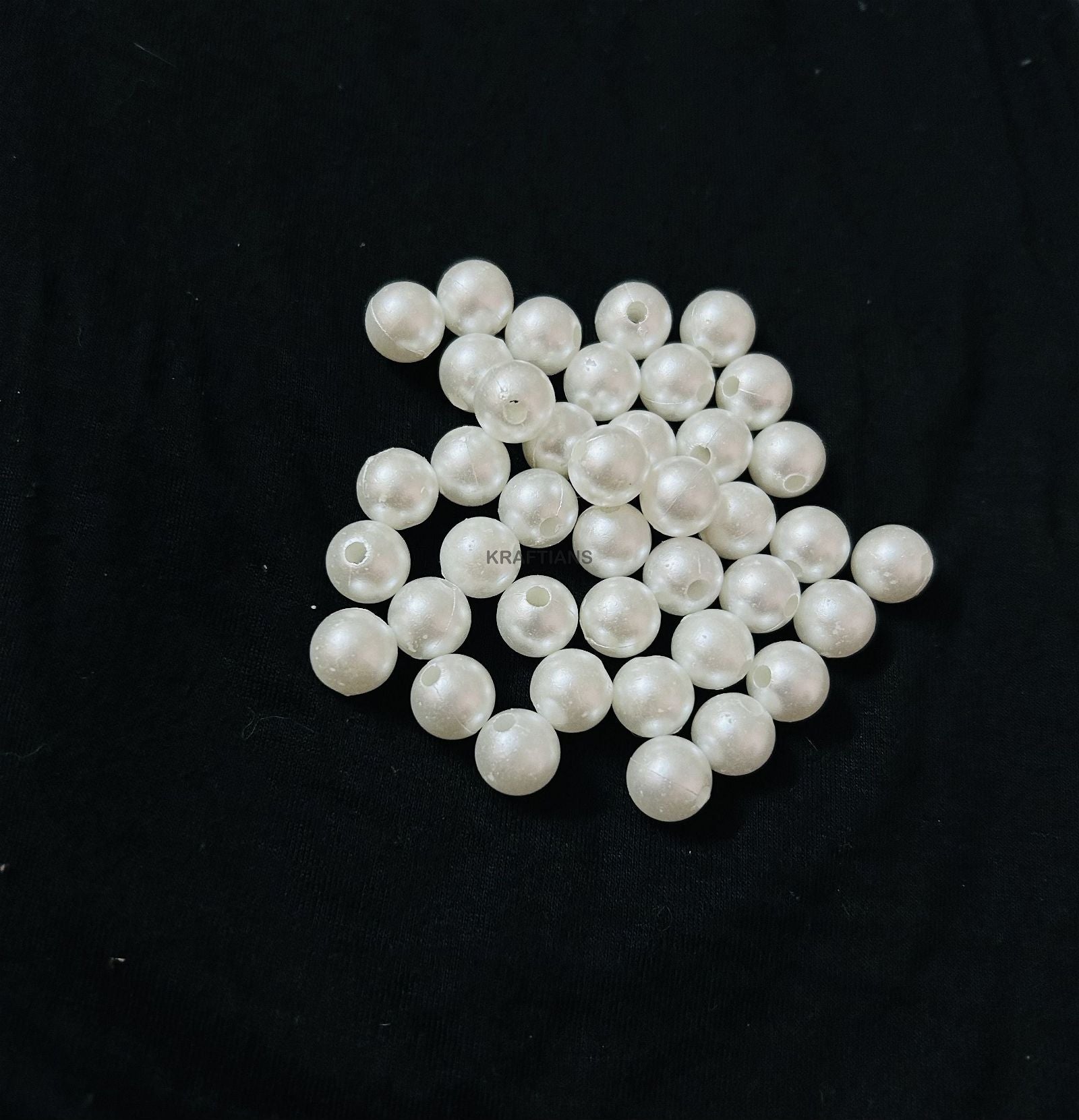 Plastic Beads White 10mm