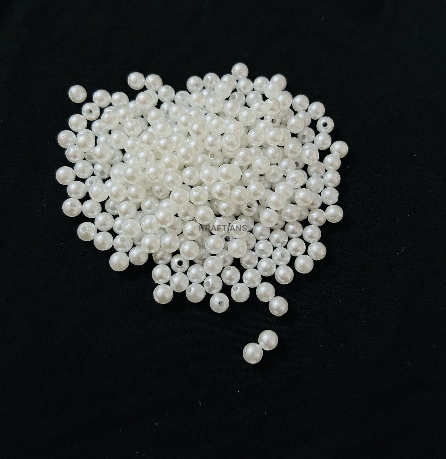 Plastic Beads White 6mm